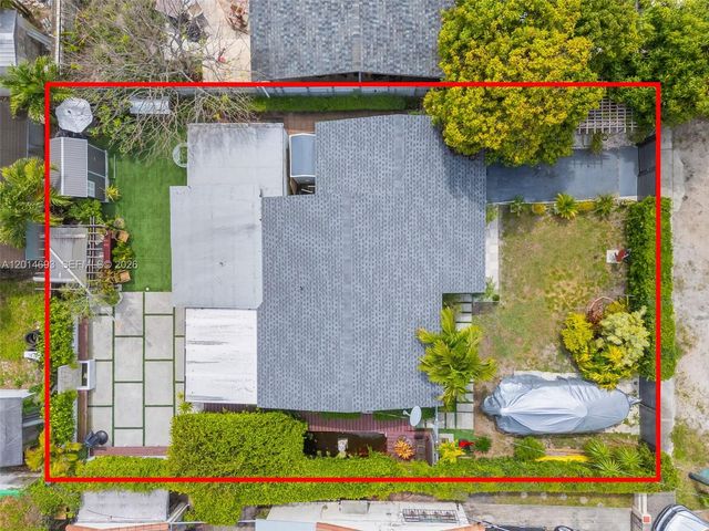 2222 NW 105th St, Miami, FL 33147