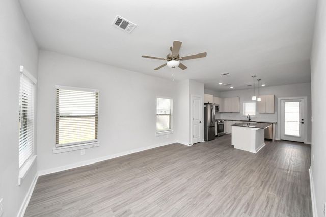 7711 Longmire Road 05, Conroe, TX 77304