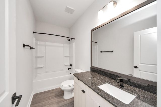 7711 Longmire Road 05, Conroe, TX 77304