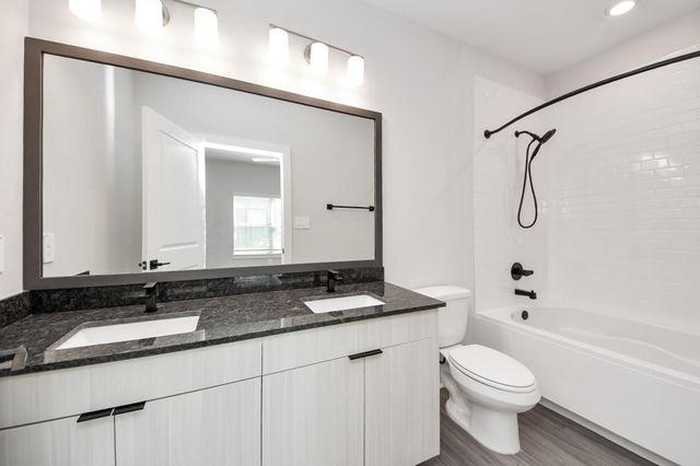7711 Longmire Road 05, Conroe, TX 77304