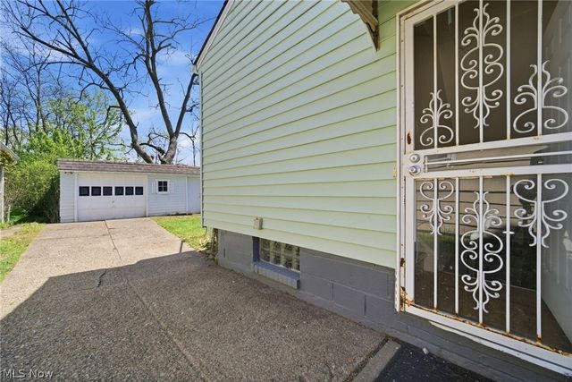 4437 E 158th Street, Cleveland, OH 44128