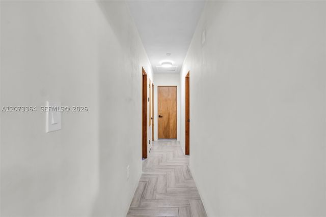 535 N Biscayne River Dr, Miami, FL 33169