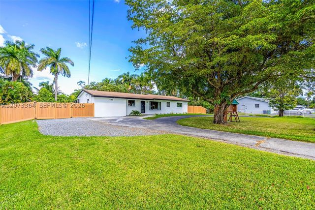535 N Biscayne River Dr, Miami, FL 33169