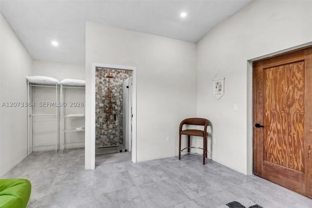 535 N Biscayne River Dr, Miami, FL 33169