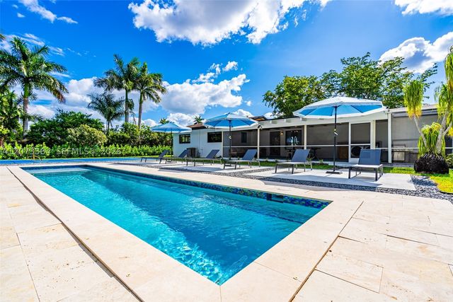 535 N Biscayne River Dr, Miami, FL 33169