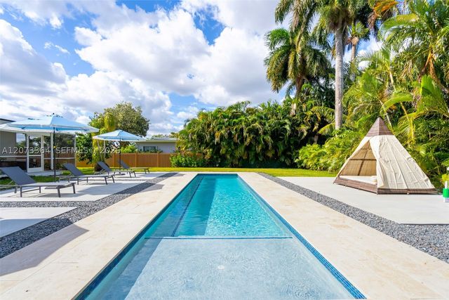535 N Biscayne River Dr, Miami, FL 33169