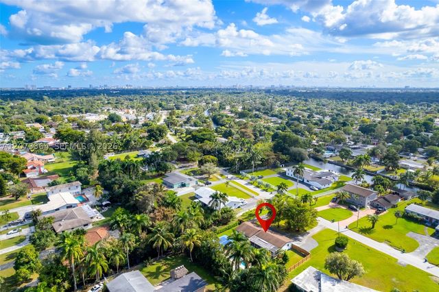 535 N Biscayne River Dr, Miami, FL 33169