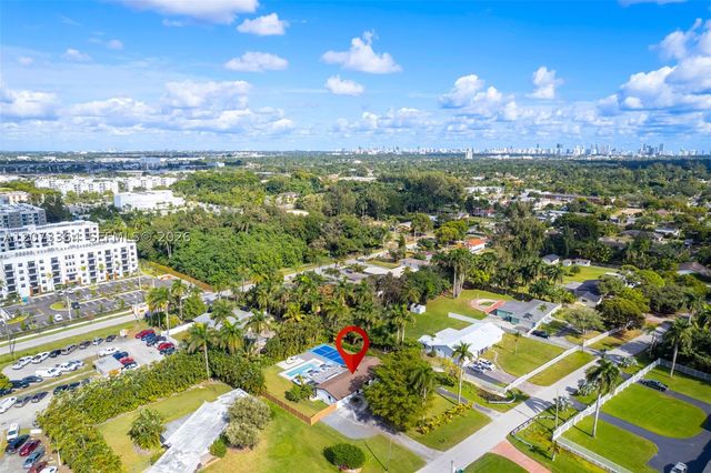 535 N Biscayne River Dr, Miami, FL 33169