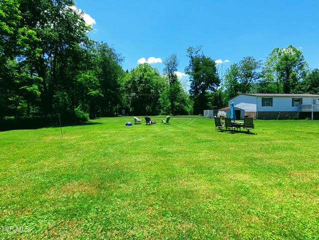 10223 Tacoma School Road, Coeburn, VA 24230