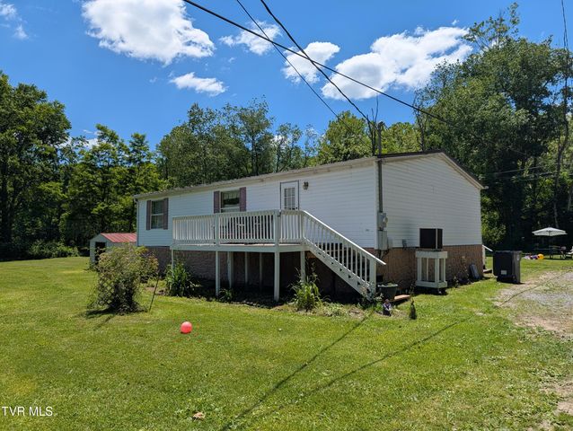 10223 Tacoma School Road, Coeburn, VA 24230