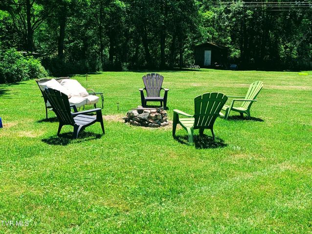 10223 Tacoma School Road, Coeburn, VA 24230
