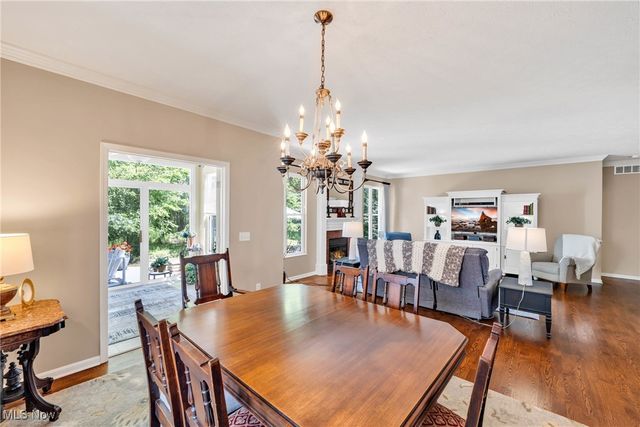 693 Coronado Circle, Avon Lake, OH 44012