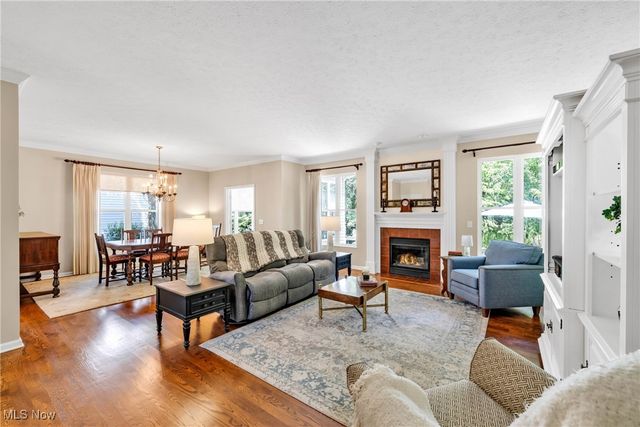 693 Coronado Circle, Avon Lake, OH 44012