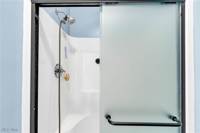 693 Coronado Circle, Avon Lake, OH 44012