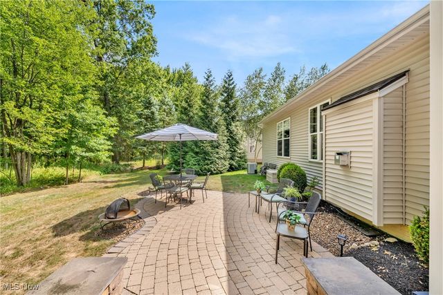 693 Coronado Circle, Avon Lake, OH 44012