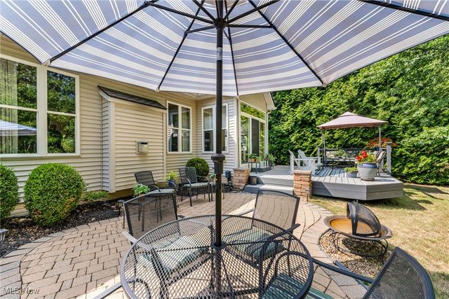 693 Coronado Circle, Avon Lake, OH 44012