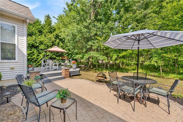 693 Coronado Circle, Avon Lake, OH 44012