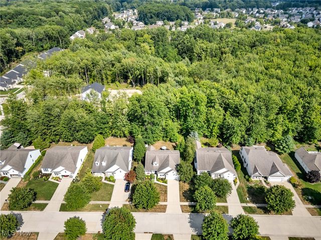 693 Coronado Circle, Avon Lake, OH 44012