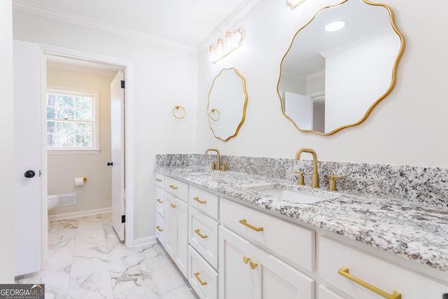 2307 Riverhill Drive, Valdosta, GA 31602