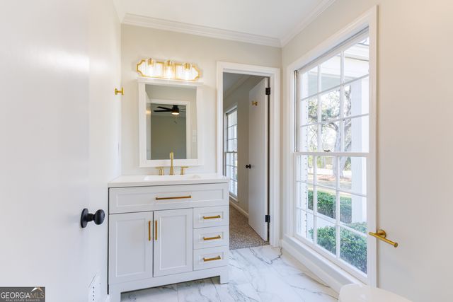 2307 Riverhill Drive, Valdosta, GA 31602