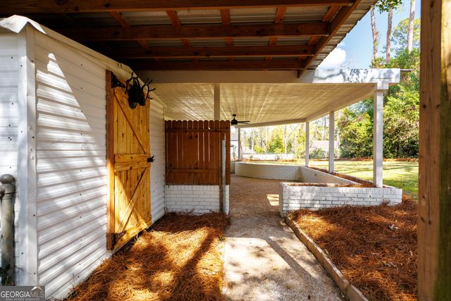 2307 Riverhill Drive, Valdosta, GA 31602