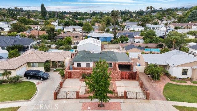 9949 Noble Avenue, San Fernando, CA 91345