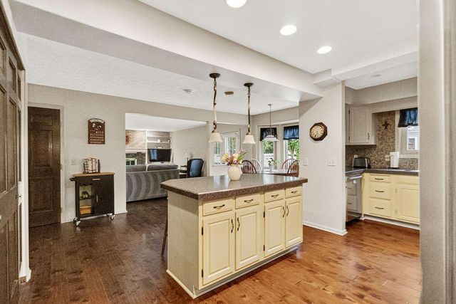 188 Mainsail Drive, Westerville, OH 43081