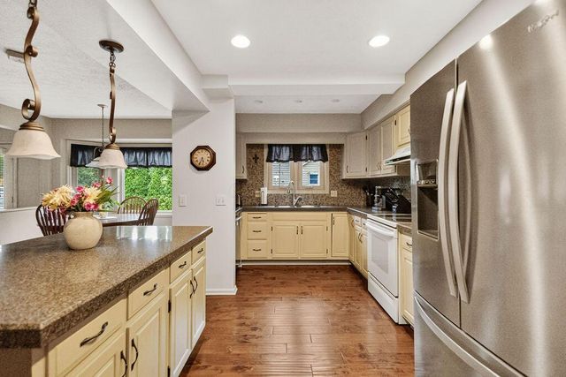 188 Mainsail Drive, Westerville, OH 43081