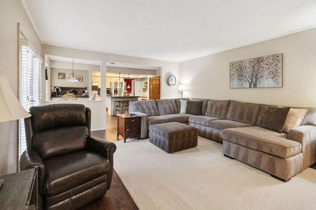 188 Mainsail Drive, Westerville, OH 43081