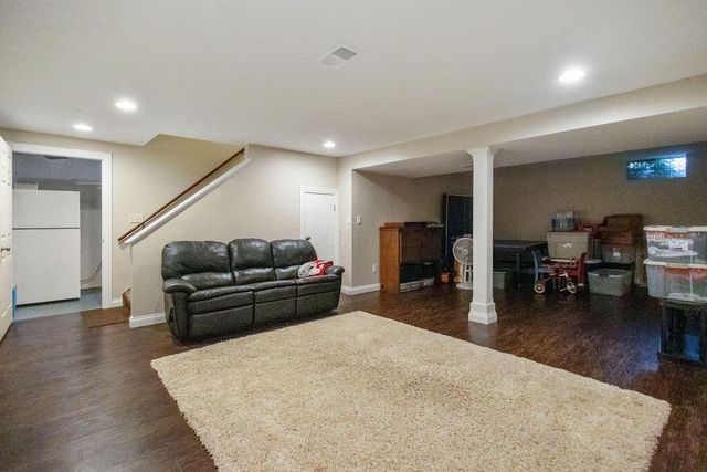 188 Mainsail Drive, Westerville, OH 43081