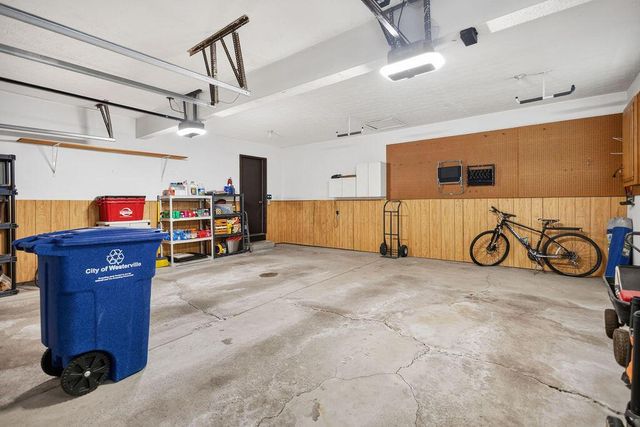 188 Mainsail Drive, Westerville, OH 43081