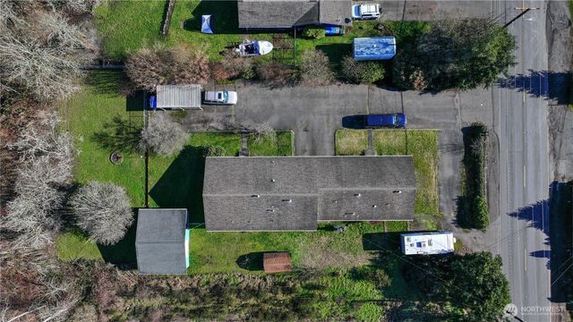 305 138th Street E, Tacoma, WA 98445