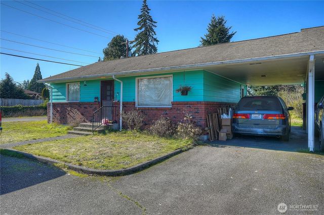 305 138th Street E, Tacoma, WA 98445