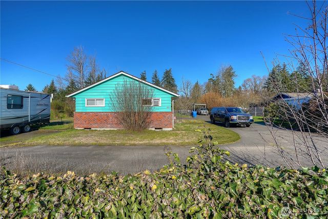 305 138th Street E, Tacoma, WA 98445