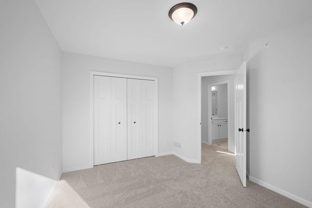 1011 130th Court E, Rosemount, MN 55068