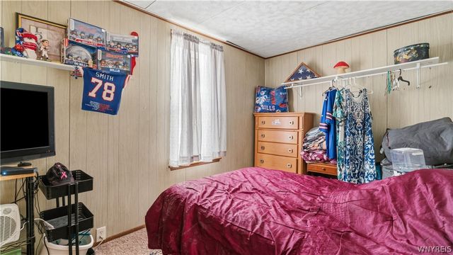 27 Johnson Street, Lackawanna, NY 14218