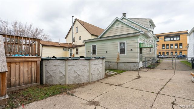 27 Johnson Street, Lackawanna, NY 14218