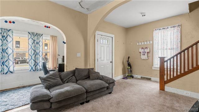 27 Johnson Street, Lackawanna, NY 14218