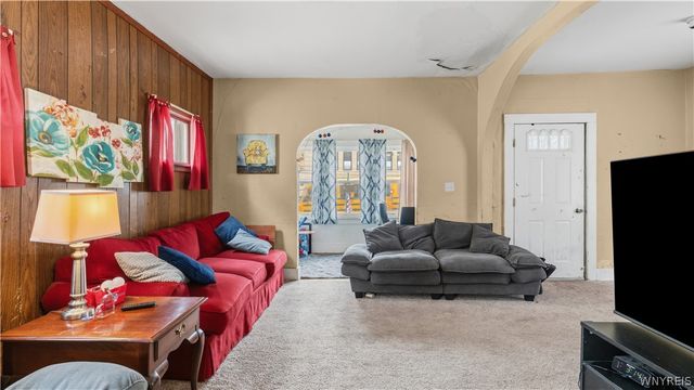 27 Johnson Street, Lackawanna, NY 14218