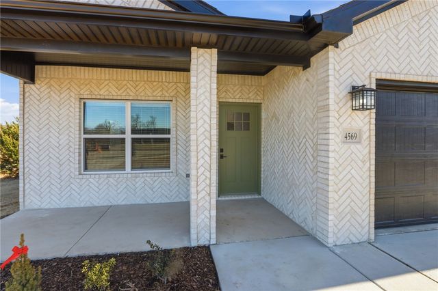 4569 Gibson Street, Springdale, AR 72762