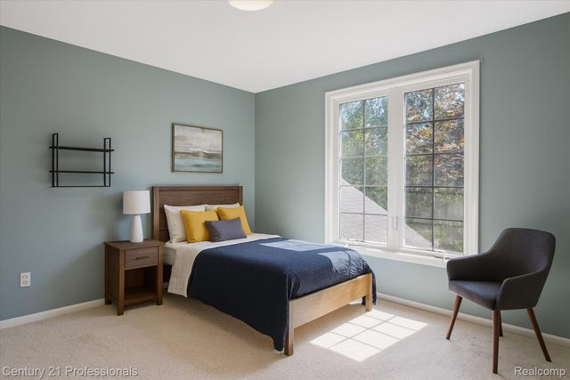 46328 N Northvalley Drive, Northville, MI 48167