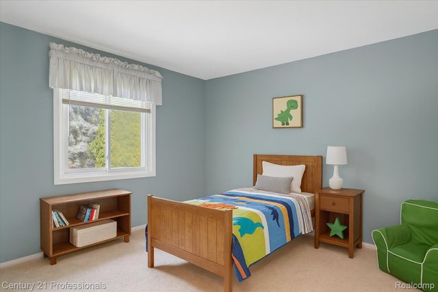 46328 N Northvalley Drive, Northville, MI 48167