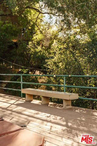 229 Muerdago Road, Topanga (los Angeles), CA 90290