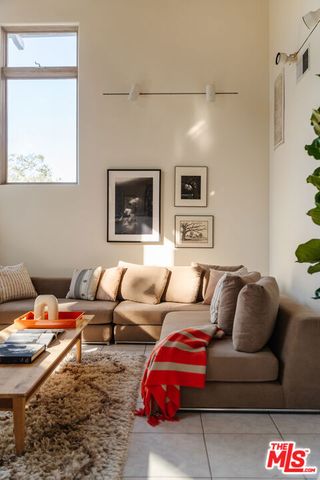 229 Muerdago Road, Topanga (los Angeles), CA 90290