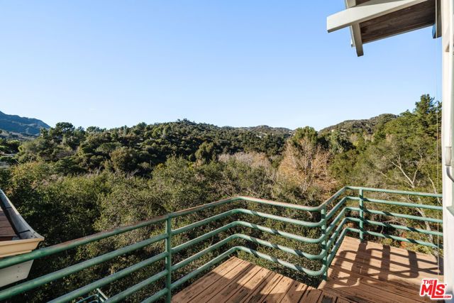 229 Muerdago Road, Topanga (los Angeles), CA 90290