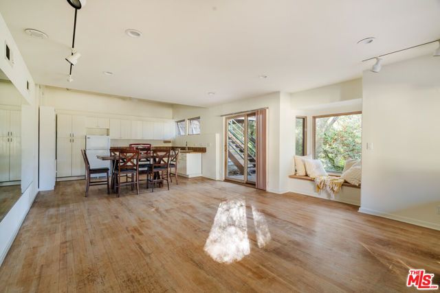 229 Muerdago Road, Topanga (los Angeles), CA 90290