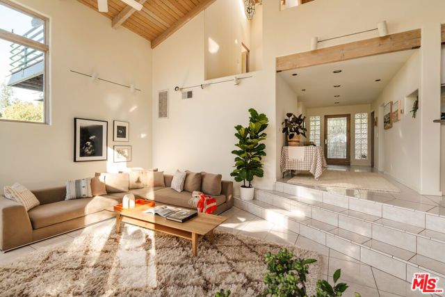 229 Muerdago Road, Topanga (los Angeles), CA 90290