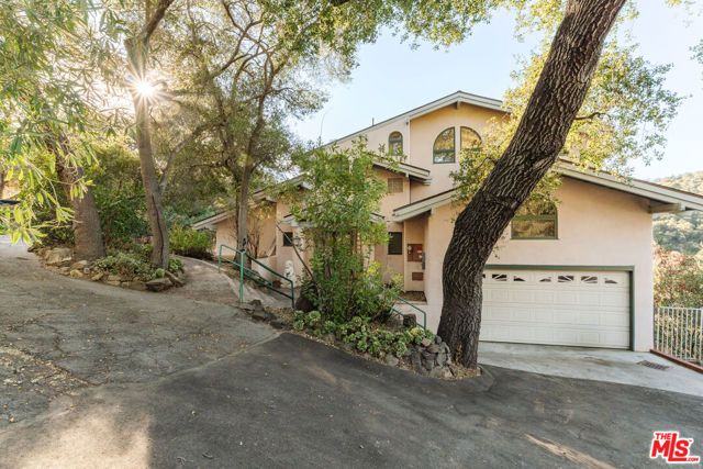 229 Muerdago Road, Topanga (los Angeles), CA 90290