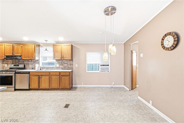 6016 Great Smoky Avenue, Las Vegas, NV 89156