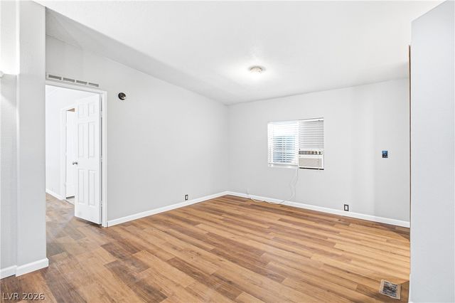 6016 Great Smoky Avenue, Las Vegas, NV 89156